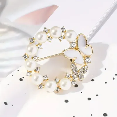 Elegant Double Butterfly Pearl Hijab Brooch/Pin